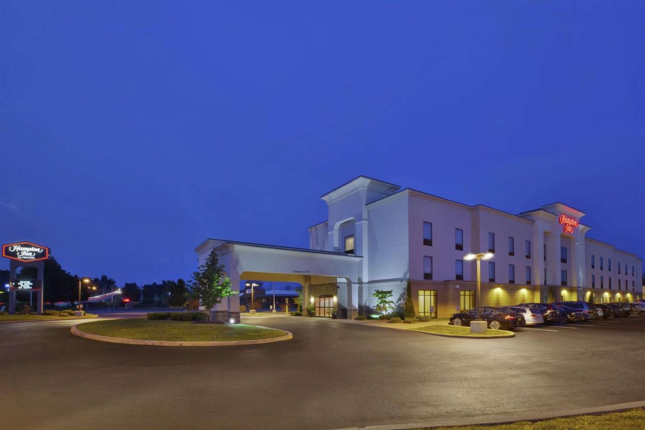 Hampton Inn Brockport Экстерьер фото