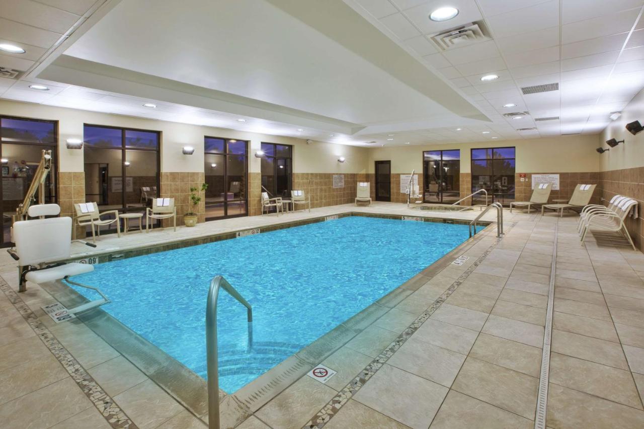 Hampton Inn Brockport Экстерьер фото