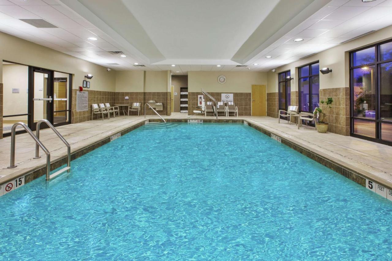 Hampton Inn Brockport Экстерьер фото