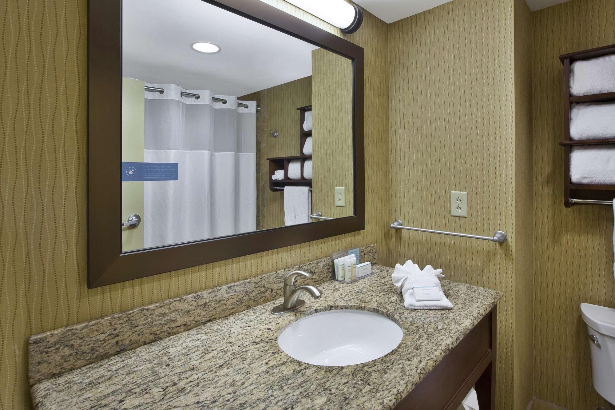Hampton Inn Brockport Экстерьер фото