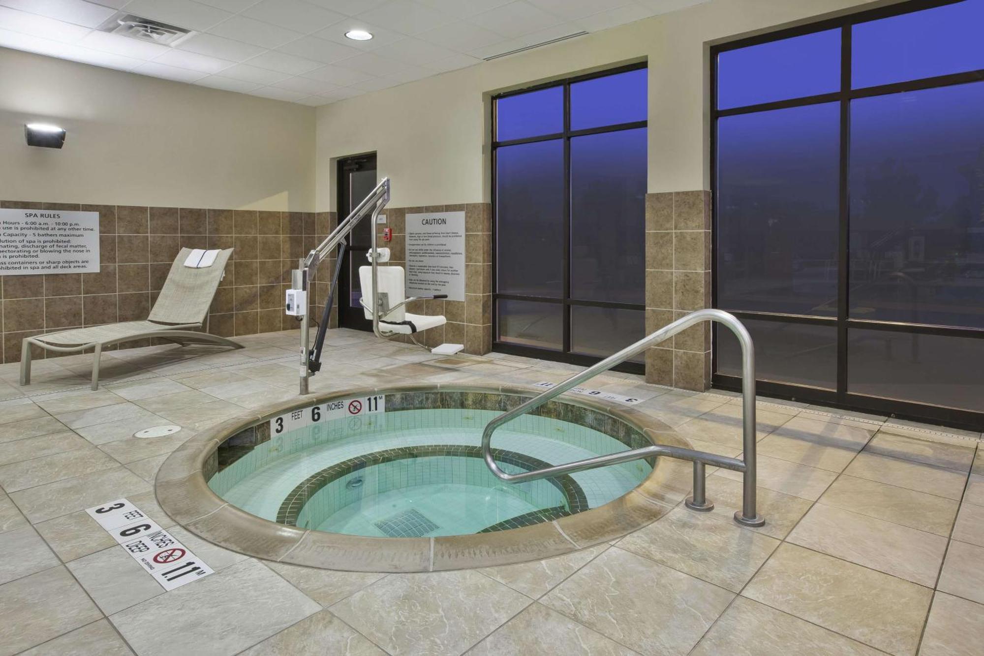Hampton Inn Brockport Экстерьер фото